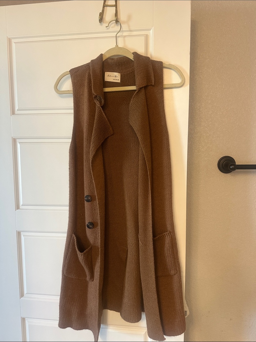 Active USA Brown Sleeveless Knit Button-Front Cardigan Vest